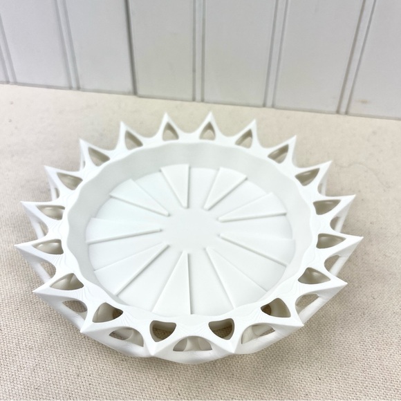 Invader Planter Pot, Small Indoor Flower Pot, Modern Planter with Saucer - Picture 6 of 9